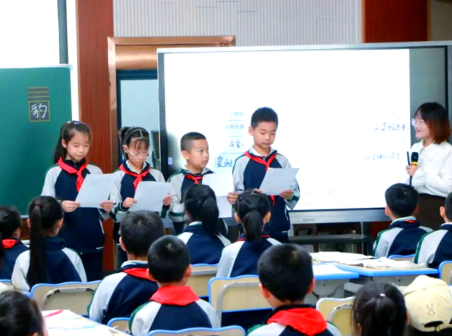 教育版图中教师始终是最中心的力气这里有深耕一线的骨干教师