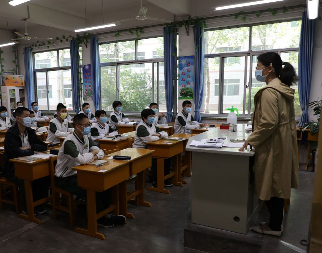 课后延时能有用解决接孩子的难题为何不能课前弹性服务的新模式