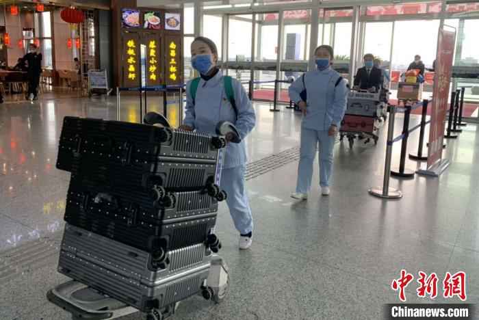  江西101名护理人员组成医疗护理队再次援鄂(图)
