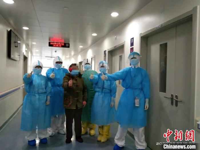  山东支援湖北医疗队队员的“囧事”