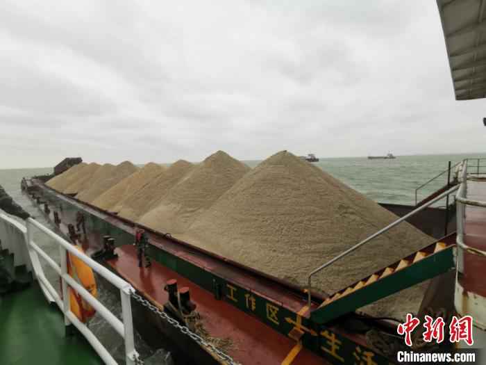 广西破获首起全链条海上非法采砂案 涉案金额约600万